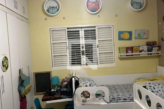 Casa à venda com 3 quartos, 104m² em Vila Santa Isabel, Campinas