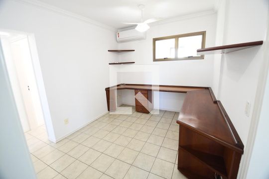 Sala/Escritório de apartamento à venda com 3 quartos, 137m² em Notre Dame, Campinas
