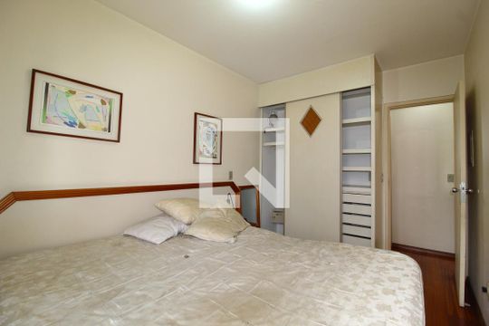 Quarto de apartamento para alugar com 1 quarto, 33m² em Vila Uberabinha, São Paulo