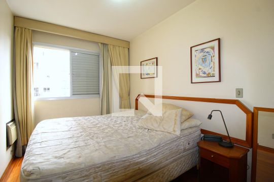 Quarto de apartamento para alugar com 1 quarto, 33m² em Vila Uberabinha, São Paulo