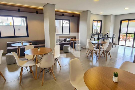 Área comum de apartamento para alugar com 2 quartos, 47m² em Ayrosa, Osasco