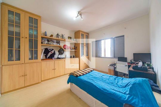 Quarto 1 de casa à venda com 3 quartos, 205m² em Jardim Bela Vista, Santo André