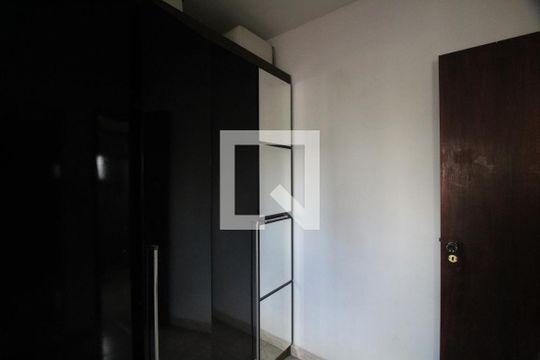 Quarto 1 de apartamento à venda com 2 quartos, 62m² em Vila Antonieta, São Paulo