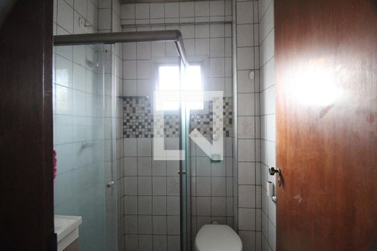 Banheiro de apartamento à venda com 2 quartos, 62m² em Vila Antonieta, São Paulo