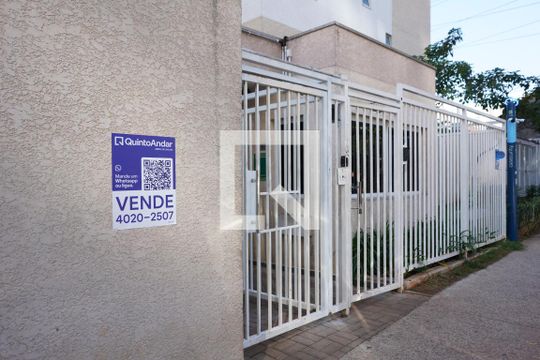 Placa de apartamento à venda com 3 quartos, 74m² em Belenzinho, São Paulo