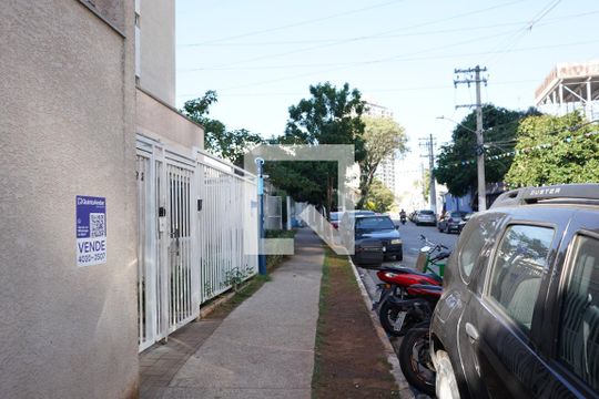Placa de apartamento à venda com 3 quartos, 74m² em Belenzinho, São Paulo