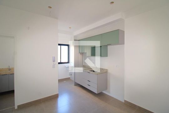 Sala / Cozinha de apartamento à venda com 2 quartos, 38m² em Vila Ester (zona Norte), São Paulo
