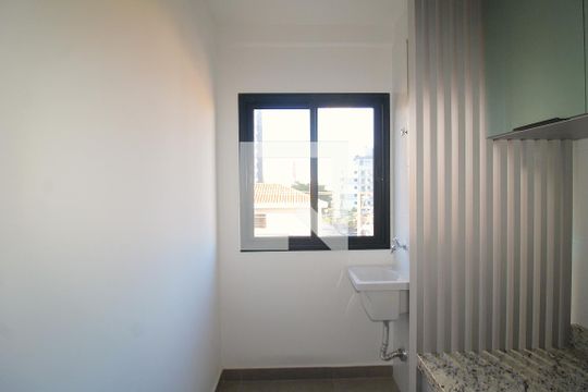 Sala / Cozinha de apartamento à venda com 2 quartos, 38m² em Vila Ester (zona Norte), São Paulo