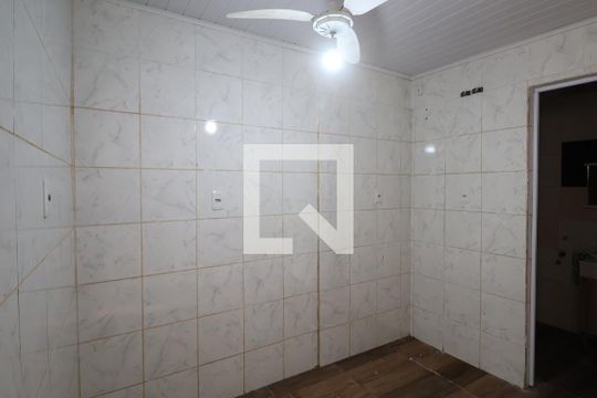 Quarto de kitnet/studio para alugar com 1 quarto, 26m² em Rio Branco, Canoas