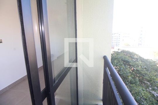 Varanda de kitnet/studio à venda com 1 quarto, 37m² em Vila Ester (zona Norte), São Paulo