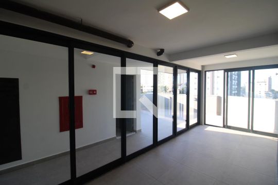 Área Comum de kitnet/studio à venda com 1 quarto, 37m² em Vila Ester (zona Norte), São Paulo