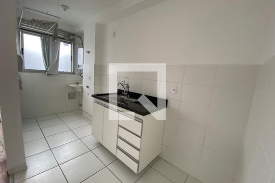 Cozinha de apartamento para alugar com 2 quartos, 49m² em Pechincha, Rio de Janeiro