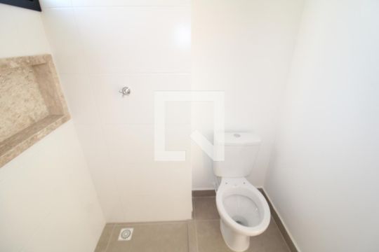 Banheiro Social de apartamento à venda com 2 quartos, 42m² em Vila Ester (zona Norte), São Paulo