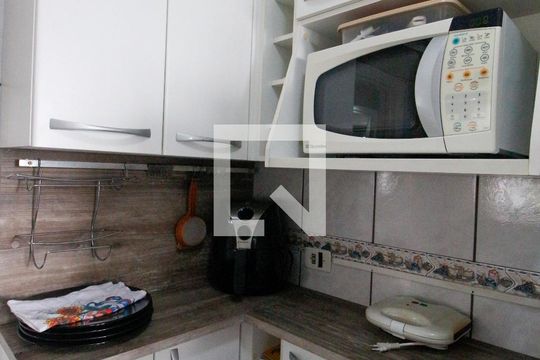 Cozinha de apartamento para alugar com 2 quartos, 60m² em Morumbi, São Paulo