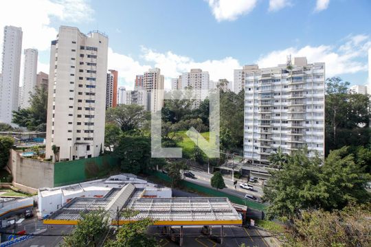 Vista da Sala de apartamento para alugar com 2 quartos, 60m² em Morumbi, São Paulo