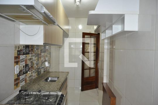 Cozinha de apartamento à venda com 2 quartos, 55m² em Engenho de Dentro, Rio de Janeiro