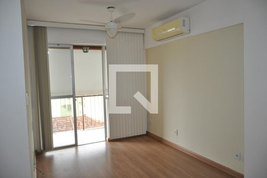 Sala de apartamento para alugar com 2 quartos, 55m² em Engenho de Dentro, Rio de Janeiro