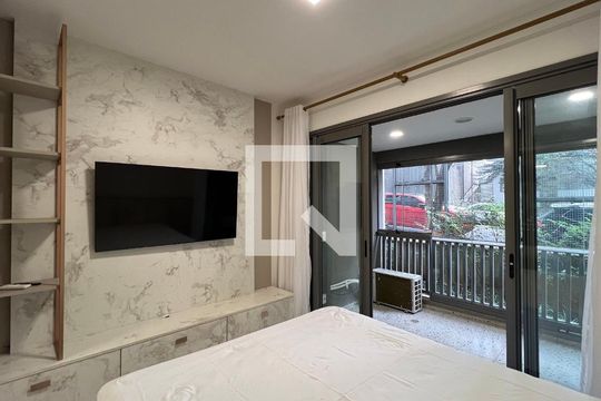 Studio de kitnet/studio para alugar com 1 quarto, 25m² em Sumarezinho, São Paulo