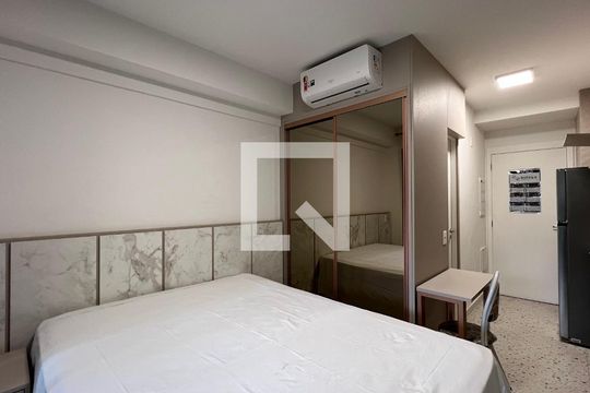 Studio de kitnet/studio para alugar com 1 quarto, 25m² em Sumarezinho, São Paulo