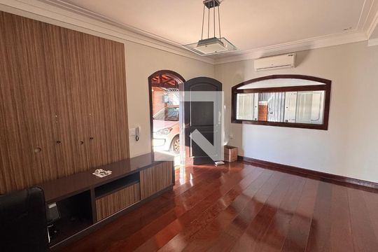 Sala de casa à venda com 3 quartos, 270m² em Jardim Novo Campos Elíseos, Campinas