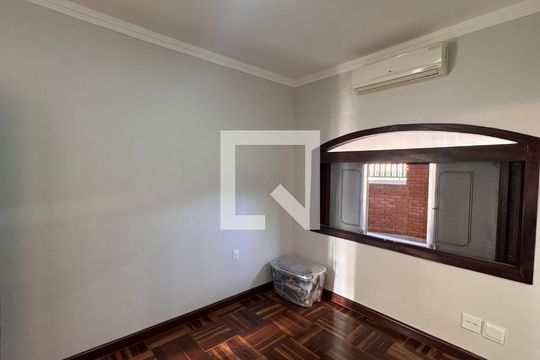 Sala de casa à venda com 3 quartos, 270m² em Jardim Novo Campos Elíseos, Campinas