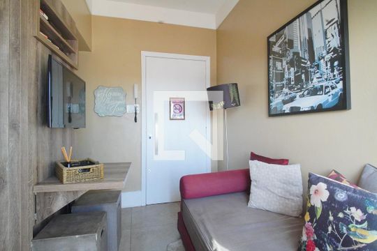 Sala/Cozinha de apartamento à venda com 1 quarto, 30m² em Moinhos de Vento, Porto Alegre