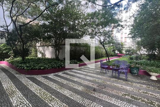 Área comum de apartamento para alugar com 1 quarto, 40m² em Cerqueira César, São Paulo