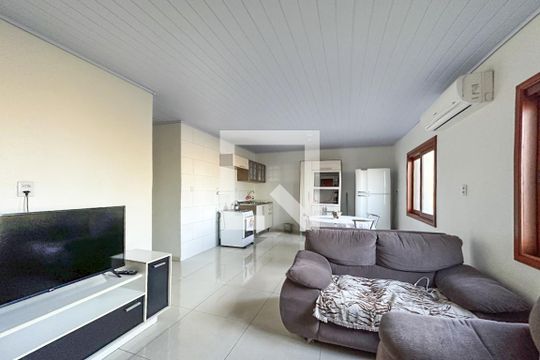 Casa para alugar com 2 quartos, 90m² em São José, São Leopoldo