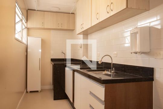 Cozinha de apartamento à venda com 1 quarto, 44m² em Vila da Saúde, São Paulo