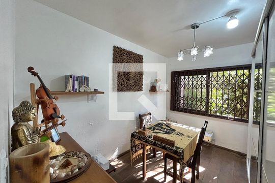 Quarto 1 de casa à venda com 4 quartos, 265m² em Feitoria, São Leopoldo