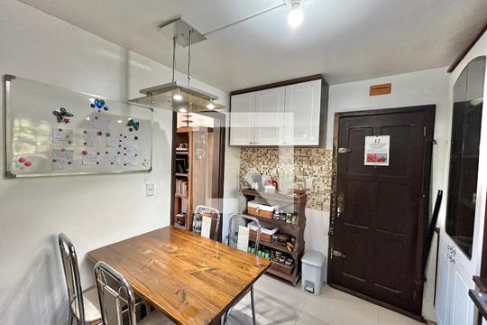 Cozinha de casa à venda com 4 quartos, 265m² em Feitoria, São Leopoldo