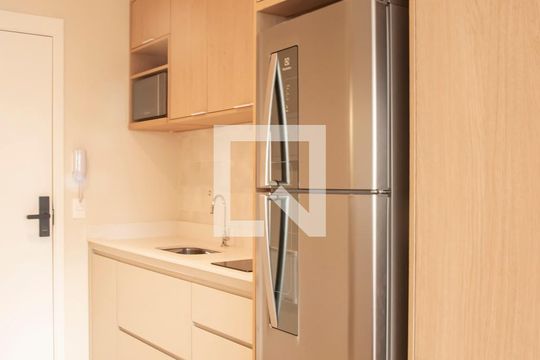 Cozinha de kitnet/studio à venda com 1 quarto, 31m² em Vila Clementino, São Paulo