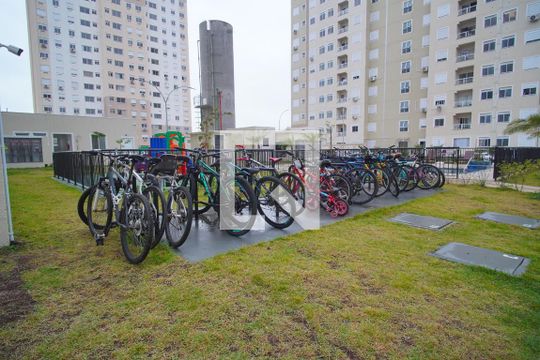 Área Comum - Bicicletário de apartamento à venda com 2 quartos, 42m² em Humaitá, Porto Alegre