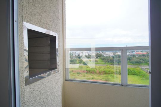 Sala - Varanda de apartamento à venda com 2 quartos, 42m² em Humaitá, Porto Alegre