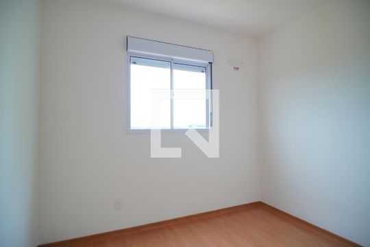Quarto 1 de apartamento à venda com 2 quartos, 42m² em Humaitá, Porto Alegre
