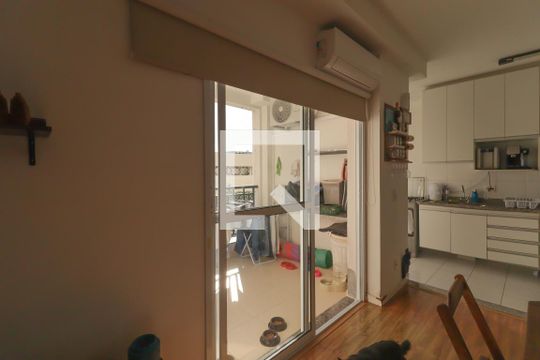 Sala de apartamento à venda com 2 quartos, 72m² em Jardim Ana Maria, Jundiaí