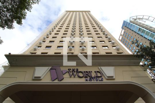 Fachada do Prédio de apartamento para alugar com 1 quarto, 35m² em Vila Olímpia, São Paulo