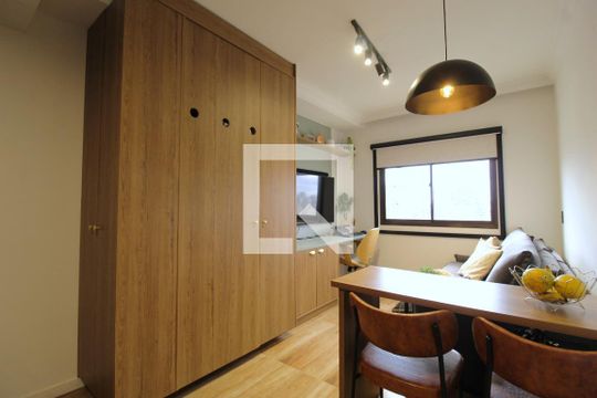 Studio de apartamento para alugar com 1 quarto, 35m² em Vila Olímpia, São Paulo