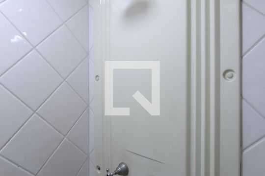Banheiro de apartamento para alugar com 1 quarto, 35m² em Vila Olímpia, São Paulo