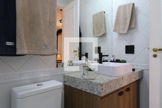 Banheiro de apartamento para alugar com 1 quarto, 35m² em Vila Olímpia, São Paulo