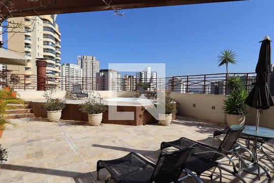 Área comum de apartamento à venda com 1 quarto, 62m² em Vila Suzana, São Paulo