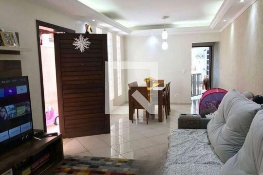 Sala de casa para alugar com 3 quartos, 240m² em Jardim Ester, São Paulo