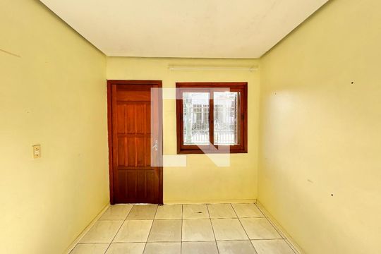 Casa para alugar com 2 quartos, 80m² em Scharlau, São Leopoldo