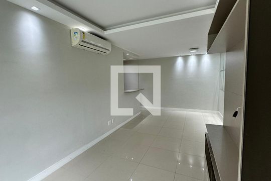 Sala de apartamento à venda com 2 quartos, 90m² em Recreio dos Bandeirantes, Rio de Janeiro