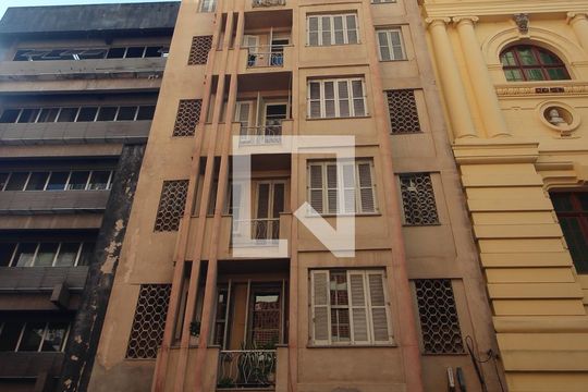 Fachada do Prédio de apartamento para alugar com 1 quarto, 72m² em Centro Histórico, Porto Alegre