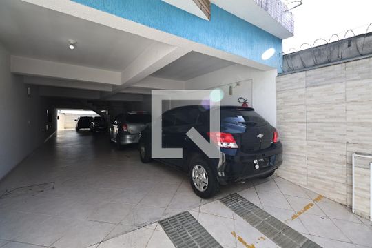 Garagem de apartamento à venda com 2 quartos, 51m² em Vila Aquilino, Santo André