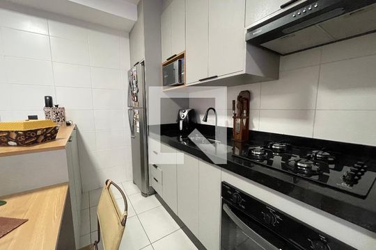 Cozinha de apartamento à venda com 1 quarto, 38m² em Ferreira, São Paulo