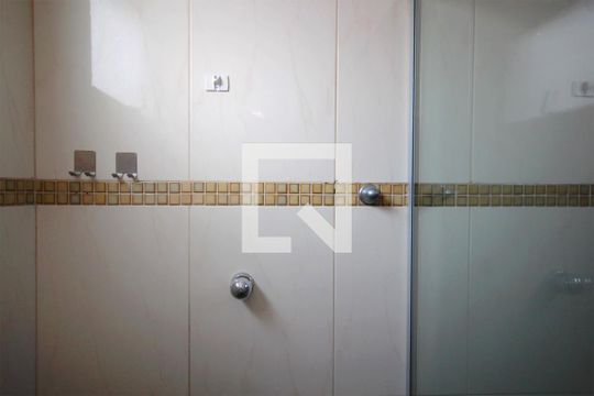 Banheiro de apartamento para alugar com 3 quartos, 150m² em Esplanada, Belo Horizonte