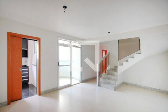 Apartamento para alugar com 3 quartos, 150m² em Esplanada, Belo Horizonte