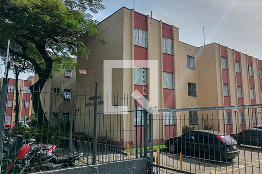 Fachada de apartamento à venda com 2 quartos, 48m² em Vila Albertina, São Paulo
